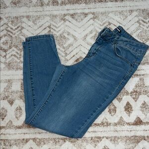 Fashion Nova Women's Blue Skinny Jeans